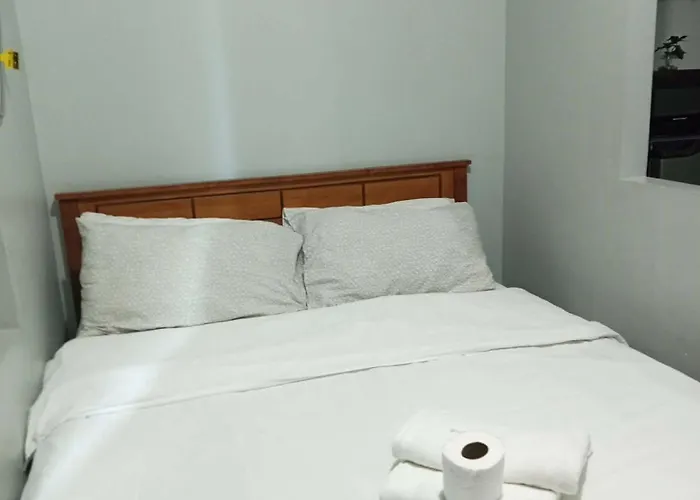 Stamford Executive A2 Shortwalk Venice Canal Mall * Manila