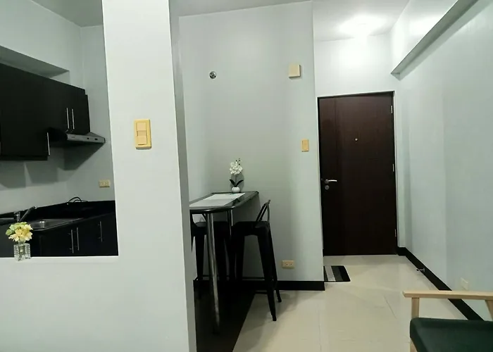 Stamford Executive A2 Shortwalk Venice Canal Mall Apartment