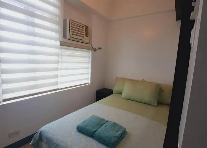 Stamford Executive A2 Shortwalk Venice Canal Mall Apartment Manila