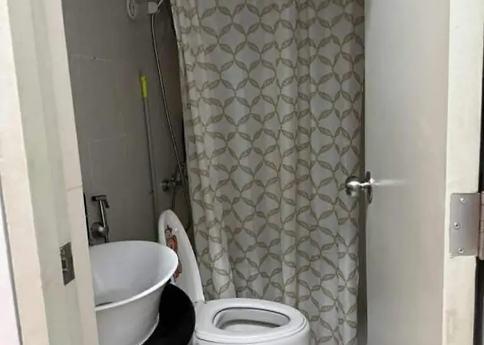 Stamford Executive A2 Shortwalk Venice Canal Mall Apartment