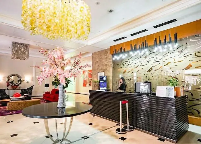 Stamford Executive A2 Shortwalk Venice Canal Mall Apartment *