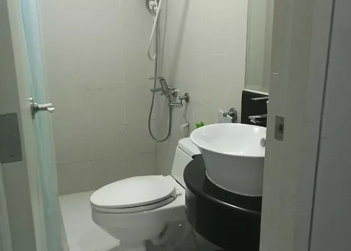 Stamford Executive A2 Shortwalk Venice Canal Mall Apartment